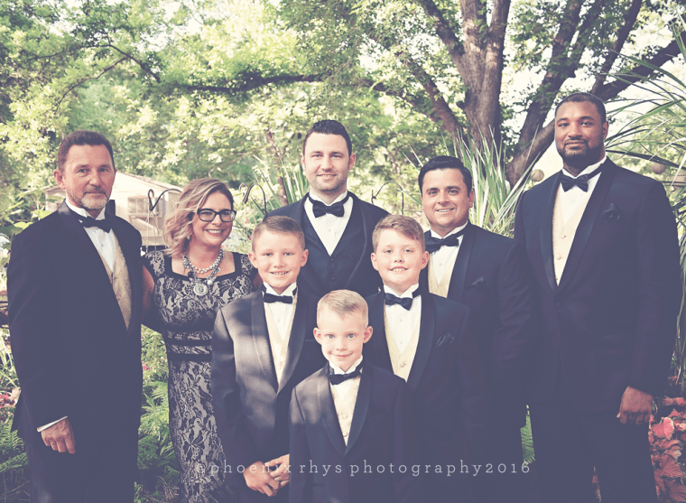 tyler-tx-wedding-groomsmen-20s-themed